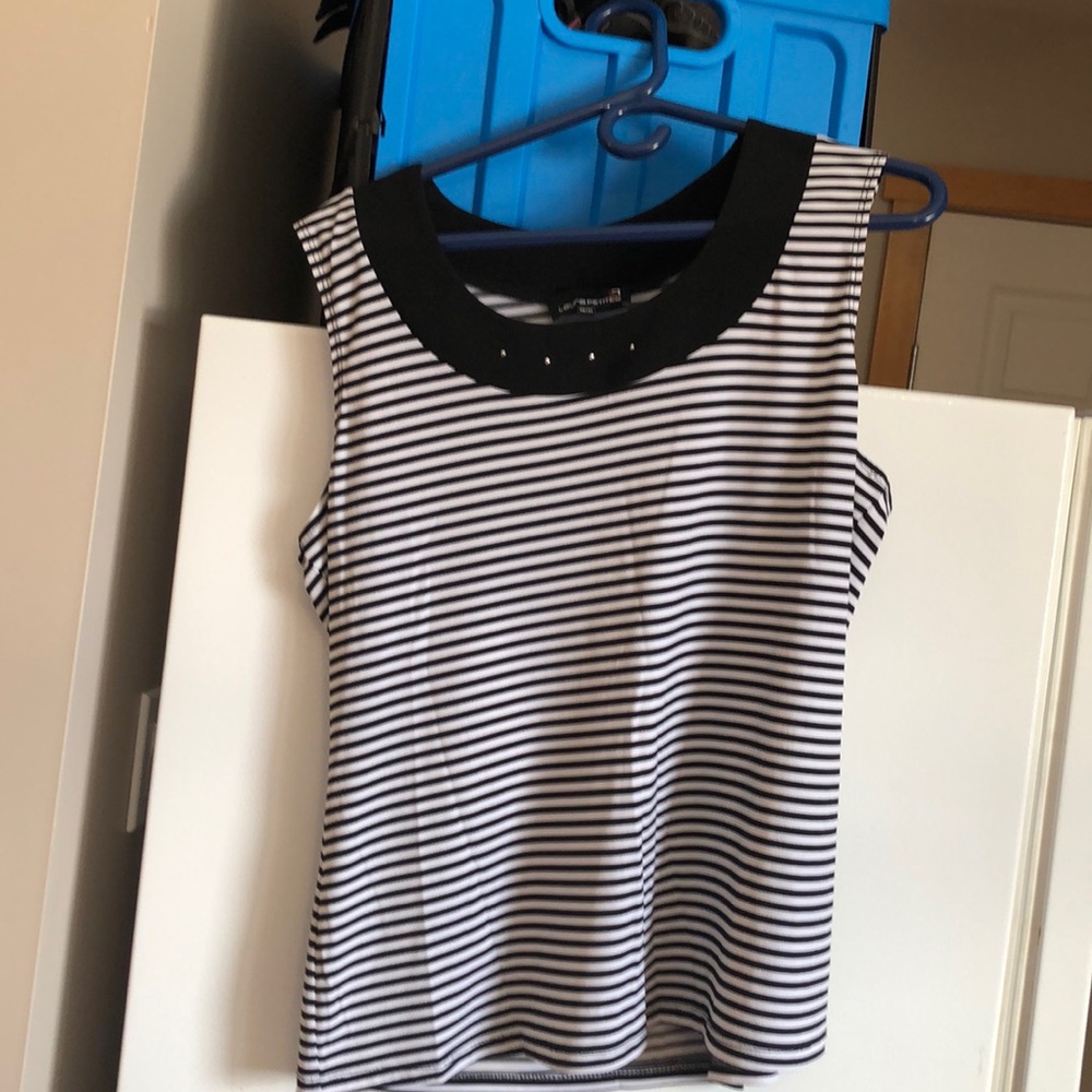 Petite boat neck